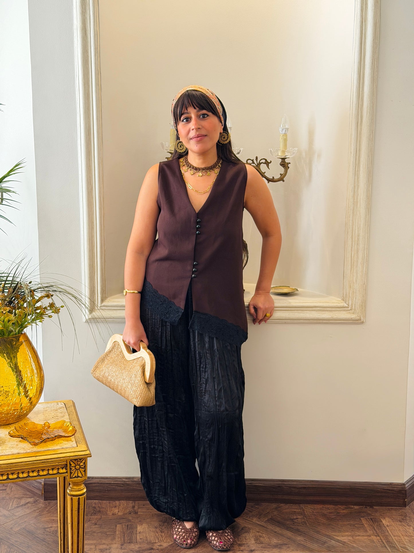 Aria Lace Vest – Espresso